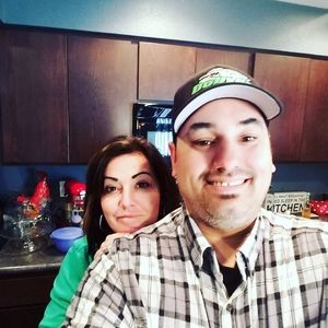 Meet your Posher, Derrick